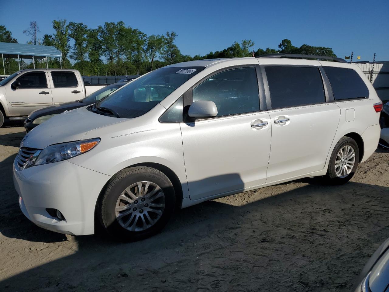 TOYOTA SIENNA 2016 5tdyk3dc6gs711499