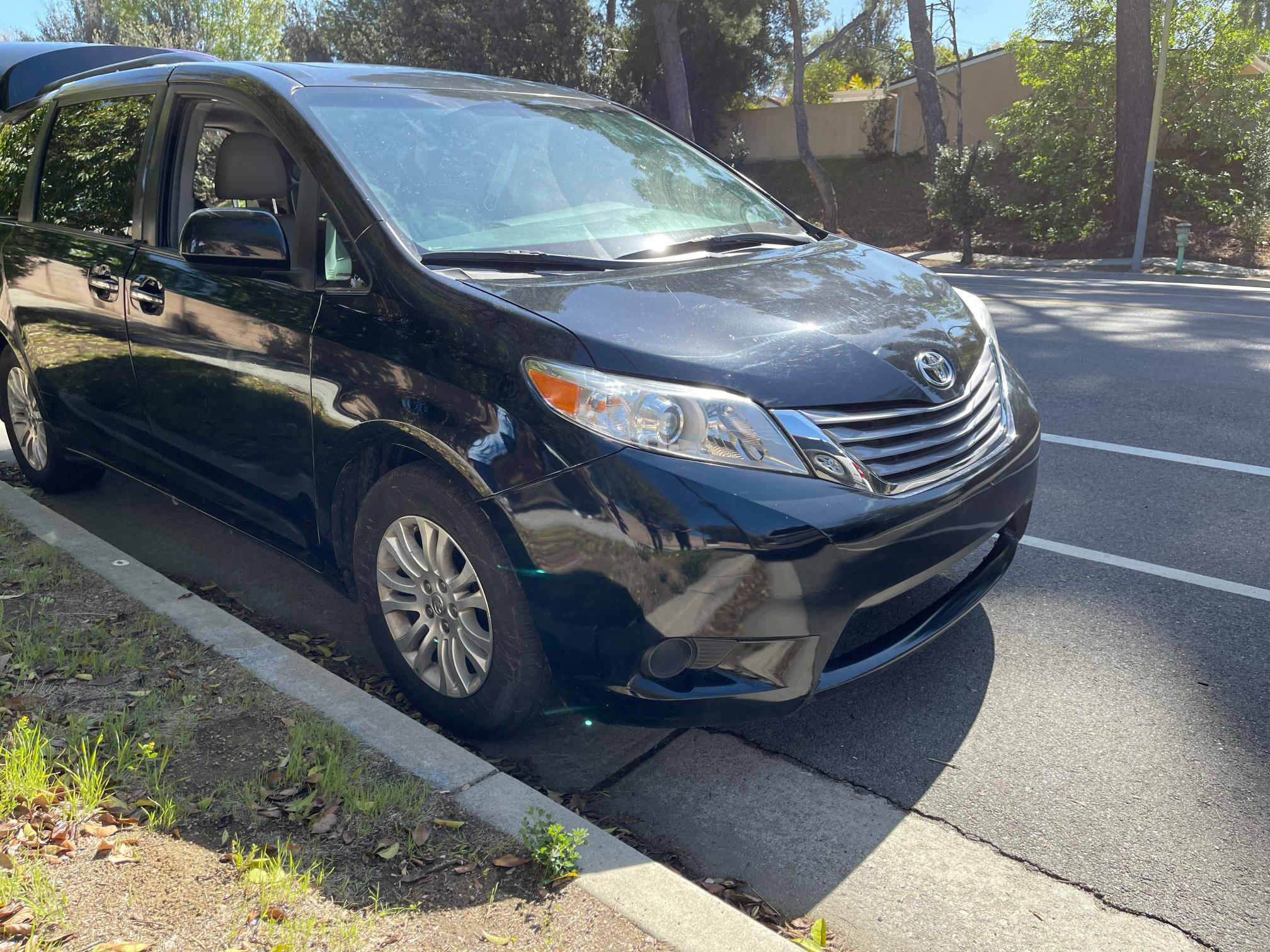 TOYOTA SIENNA 2016 5tdyk3dc6gs765000