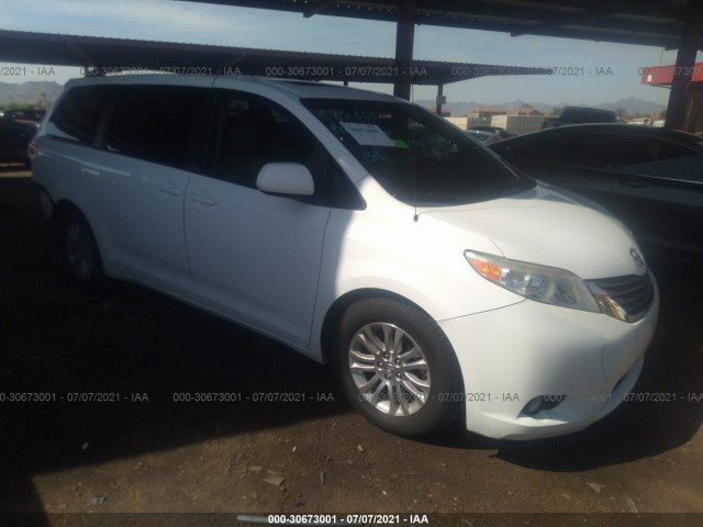 TOYOTA SIENNA 2011 5tdyk3dc7bs013217