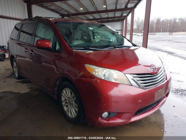 TOYOTA SIENNA 2013 5tdyk3dc7ds306229