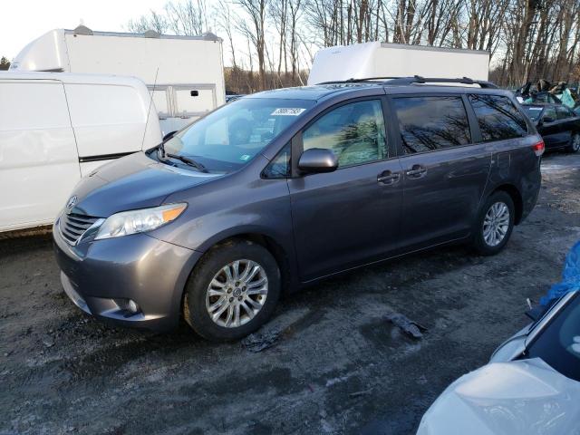 TOYOTA SIENNA XLE 2013 5tdyk3dc7ds323922