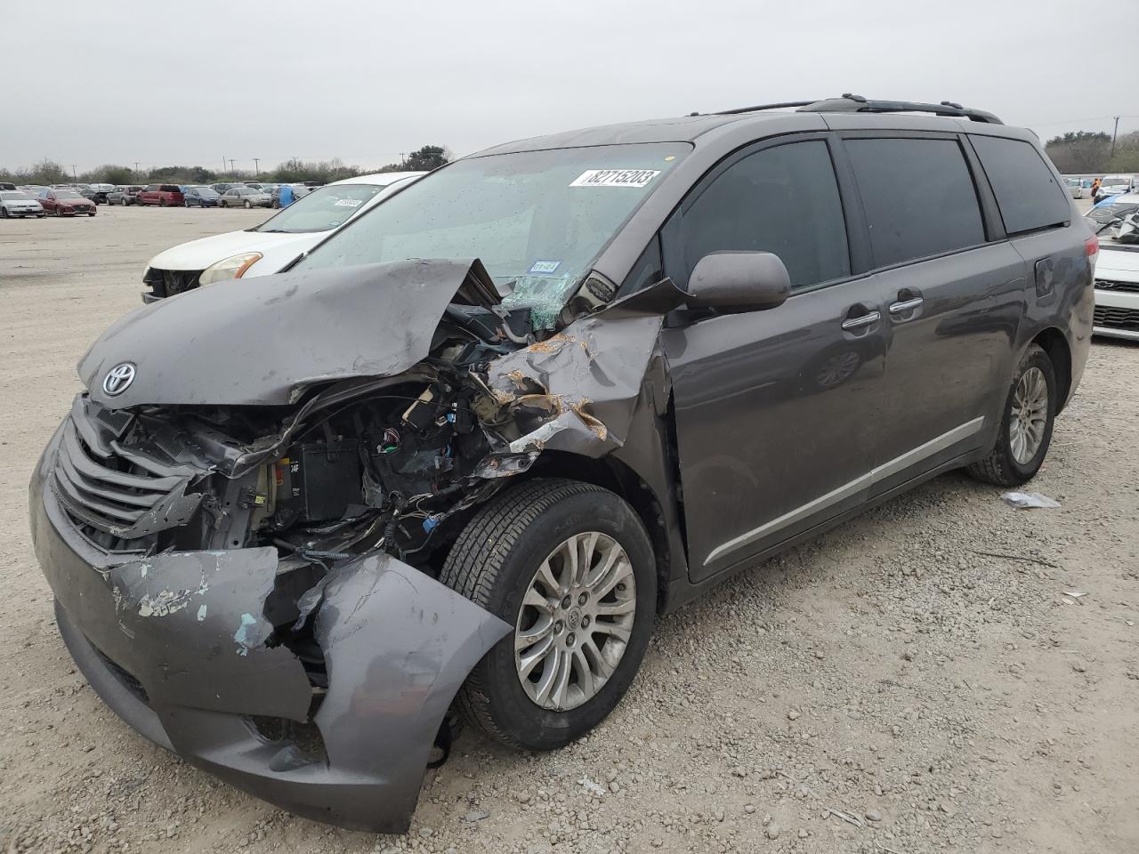 TOYOTA SIENNA 2013 5tdyk3dc7ds328165