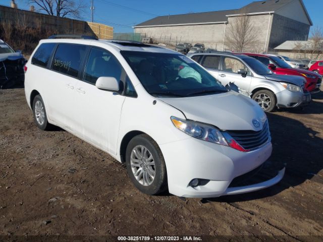 TOYOTA SIENNA 2013 5tdyk3dc7ds349114