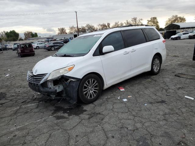 TOYOTA SIENNA XLE 2013 5tdyk3dc7ds385269