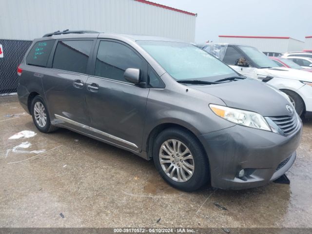 TOYOTA SIENNA 2013 5tdyk3dc7ds391086