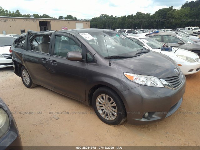 TOYOTA SIENNA 2013 5tdyk3dc7ds396840