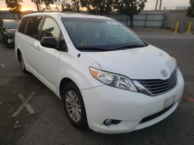 TOYOTA SIENNA XLE 2014 5tdyk3dc7es513947