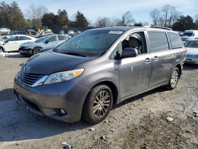 TOYOTA SIENNA XLE 2014 5tdyk3dc7es518193