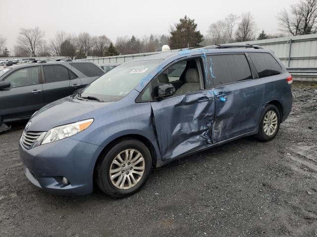 TOYOTA SIENNA XLE 2014 5tdyk3dc7es521756