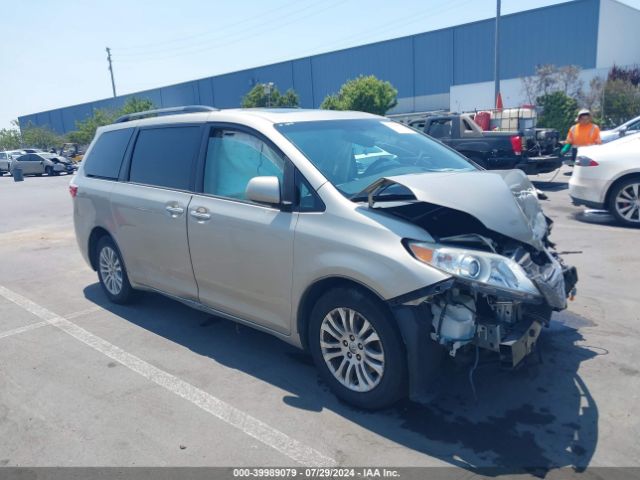 TOYOTA SIENNA 2015 5tdyk3dc7fs553141