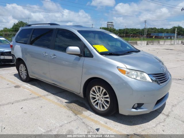 TOYOTA SIENNA 2015 5tdyk3dc7fs684585