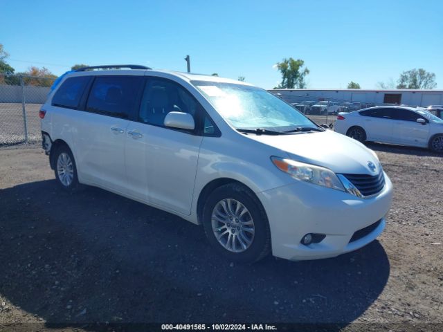 TOYOTA SIENNA 2016 5tdyk3dc7gs718154