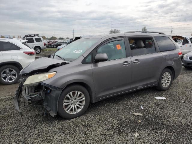 TOYOTA SIENNA XLE 2011 5tdyk3dc8bs078450