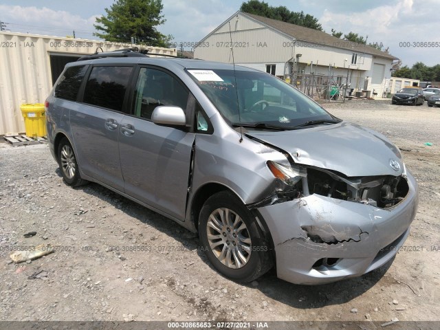 TOYOTA SIENNA 2011 5tdyk3dc8bs095135