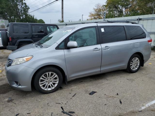 TOYOTA SIENNA XLE 2013 5tdyk3dc8ds285813