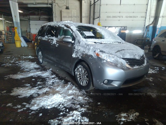 TOYOTA SIENNA 2013 5tdyk3dc8ds350224