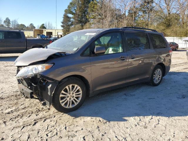 TOYOTA SIENNA XLE 2013 5tdyk3dc8ds356556