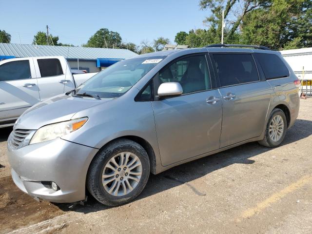 TOYOTA SIENNA XLE 2013 5tdyk3dc8ds371574