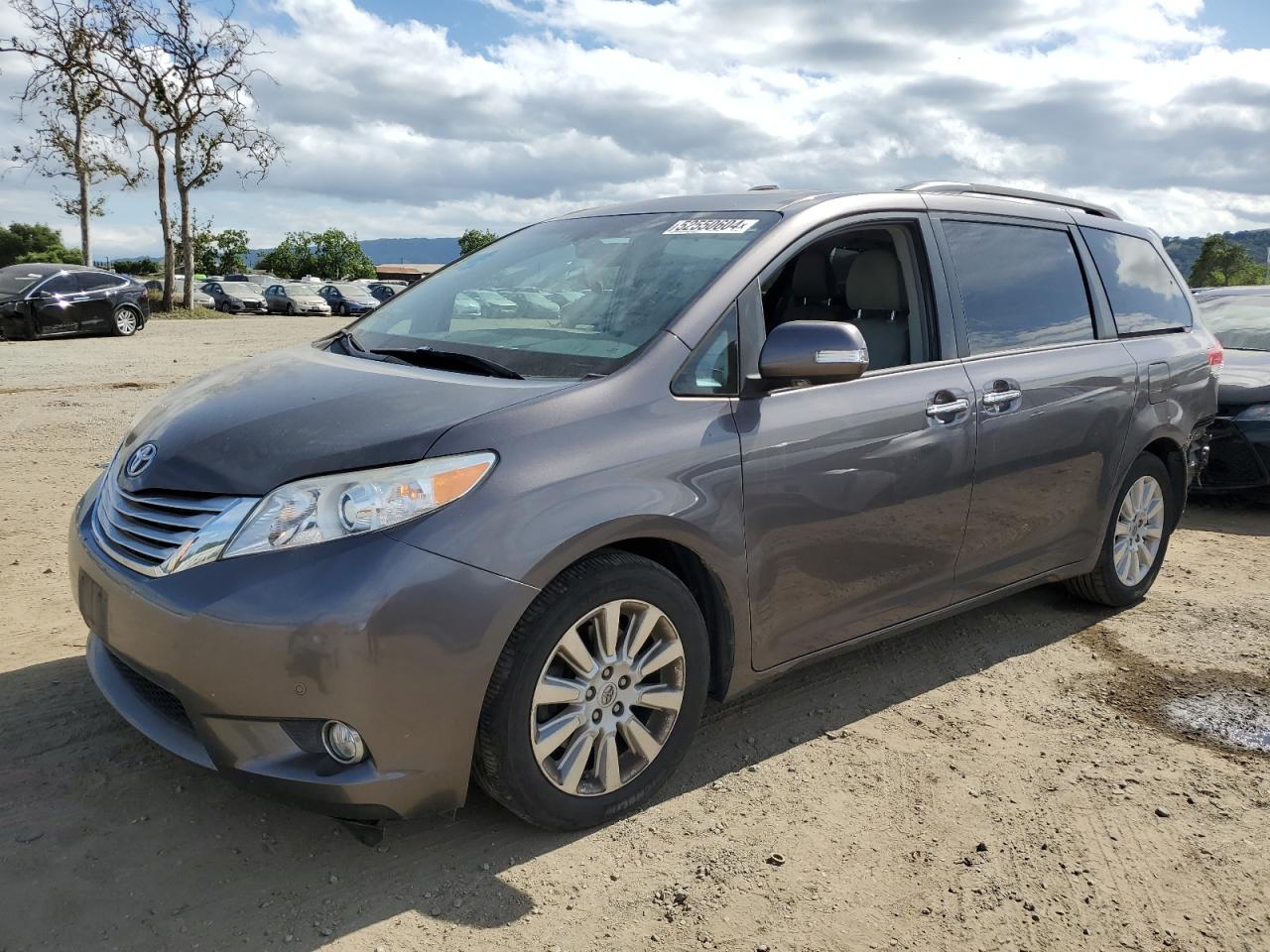 TOYOTA SIENNA 2013 5tdyk3dc8ds387239