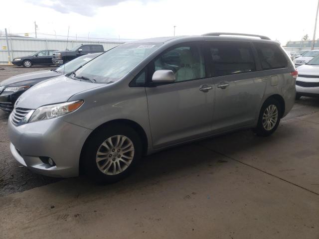 TOYOTA SIENNA XLE 2013 5tdyk3dc8ds405030