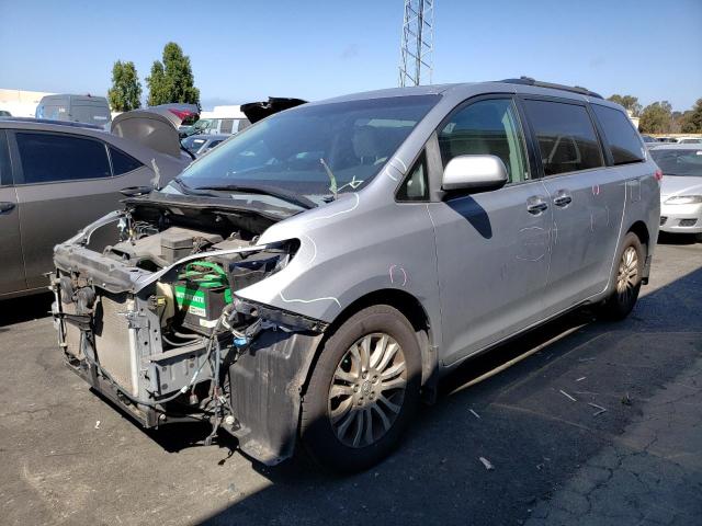 TOYOTA SIENNA XLE 2014 5tdyk3dc8es474012