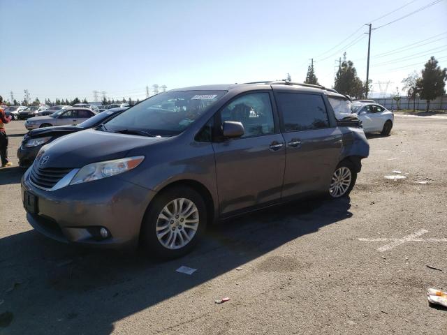 TOYOTA SIENNA XLE 2014 5tdyk3dc8es512614