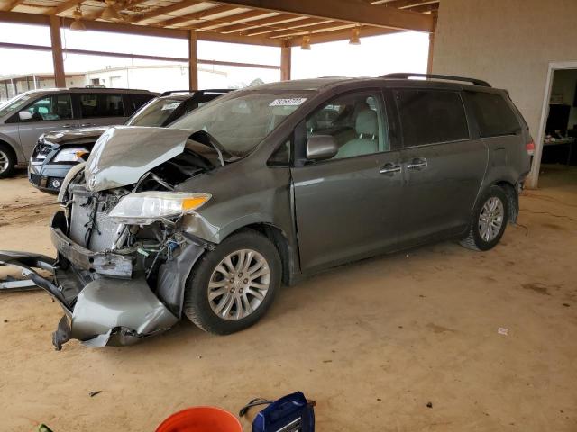 TOYOTA SIENNA XLE 2011 5tdyk3dc9bs005409