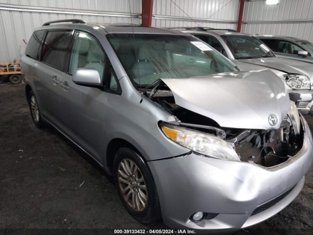 TOYOTA SIENNA 2011 5tdyk3dc9bs015891