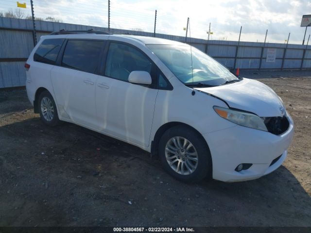 TOYOTA SIENNA 2011 5tdyk3dc9bs054917