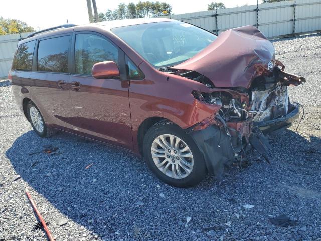 TOYOTA SIENNA XLE 2011 5tdyk3dc9bs121807