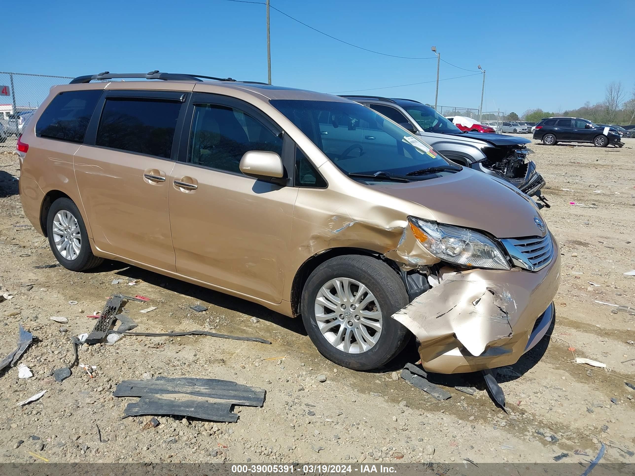 TOYOTA SIENNA 2012 5tdyk3dc9cs277931