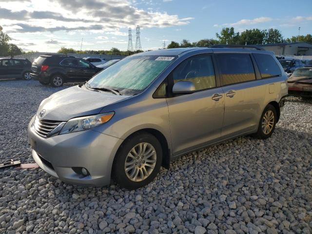 TOYOTA SIENNA XLE 2013 5tdyk3dc9ds306099