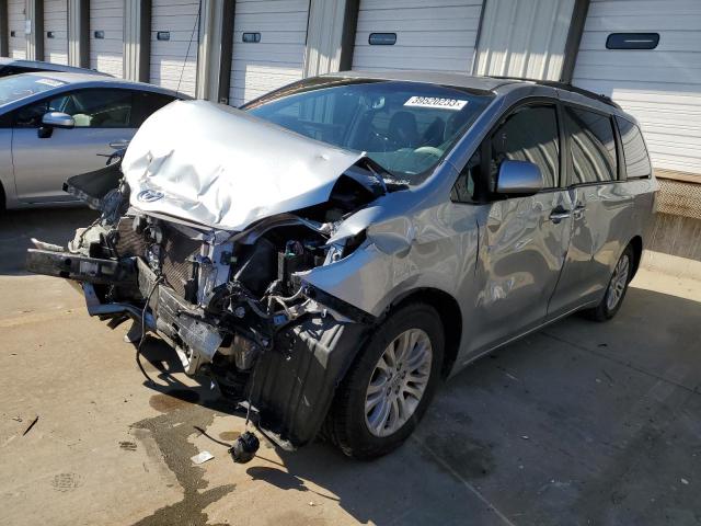 TOYOTA SIENNA XLE 2013 5tdyk3dc9ds337420