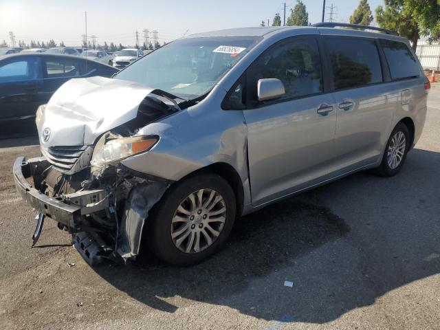 TOYOTA SIENNA XLE 2013 5tdyk3dc9ds359725