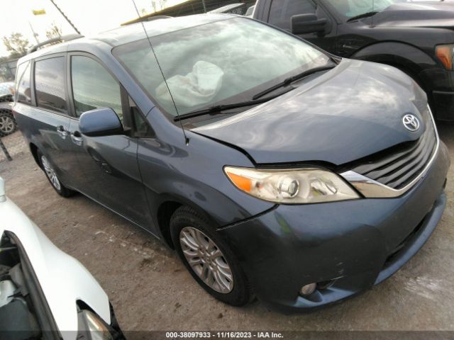 TOYOTA SIENNA 2013 5tdyk3dc9ds373964