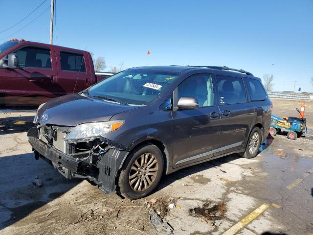 TOYOTA SIENNA XLE 2013 5tdyk3dc9ds392479