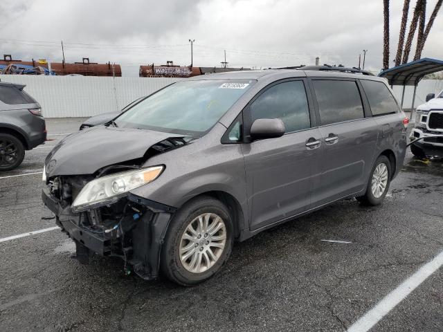 TOYOTA SIENNA XLE 2013 5tdyk3dc9ds394247