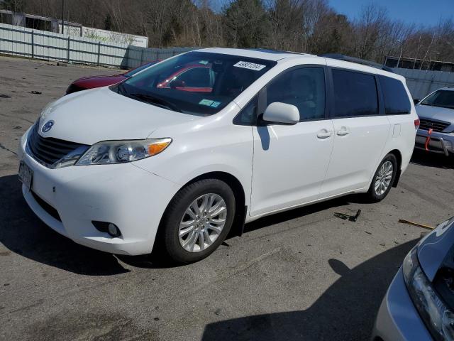 TOYOTA SIENNA XLE 2014 5tdyk3dc9es454061