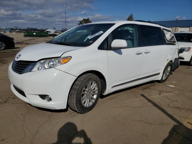 TOYOTA SIENNA XLE 2014 5tdyk3dc9es464685