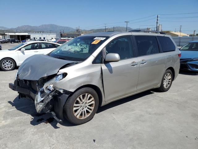 TOYOTA SIENNA XLE 2015 5tdyk3dc9fs532937