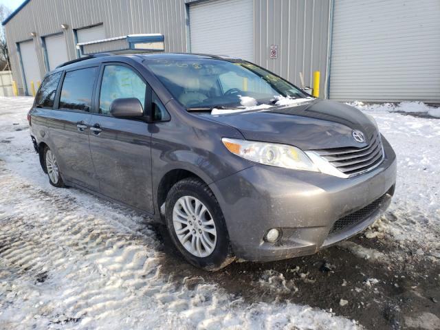 TOYOTA SIENNA XLE 2015 5tdyk3dc9fs575769