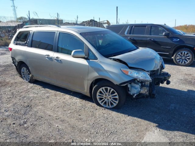 TOYOTA SIENNA 2015 5tdyk3dc9fs632696