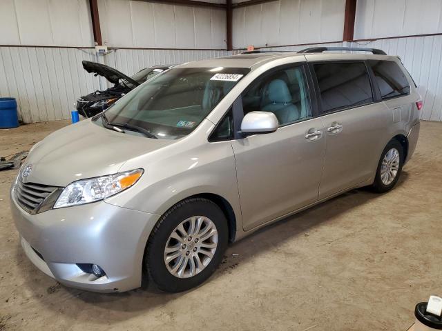 TOYOTA SIENNA XLE 2015 5tdyk3dc9fs650826