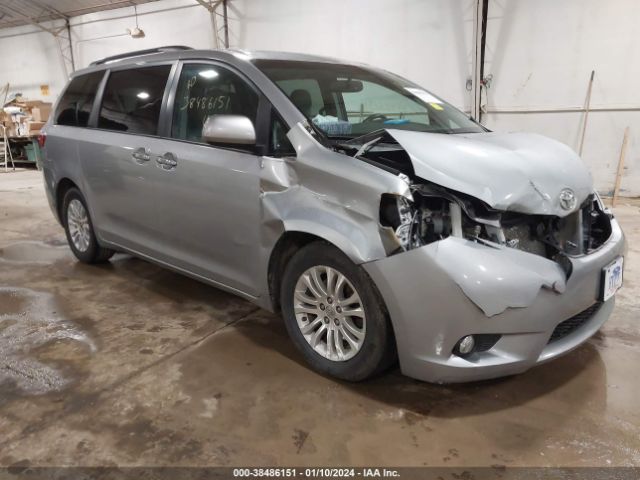 TOYOTA SIENNA 2016 5tdyk3dc9gs697615