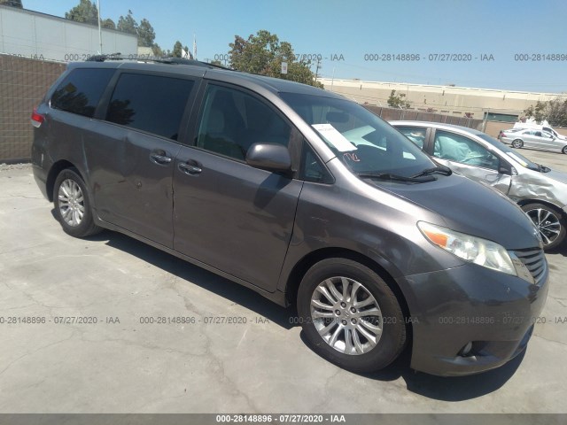 TOYOTA SIENNA 2011 5tdyk3dcxbs086162