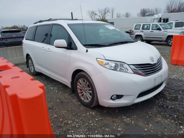 TOYOTA SIENNA 2013 5tdyk3dcxds280712