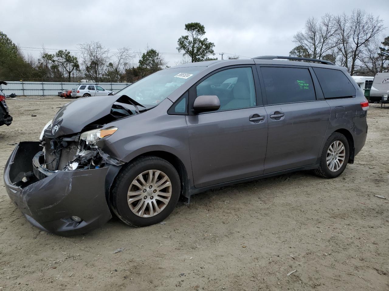 TOYOTA SIENNA 2013 5tdyk3dcxds362343