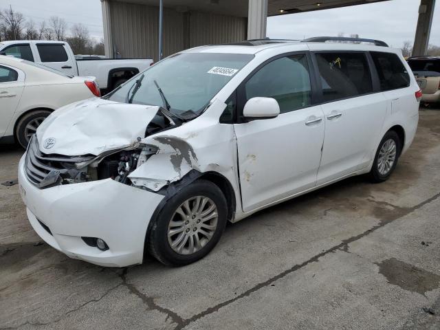 TOYOTA SIENNA XLE 2014 5tdyk3dcxes486064