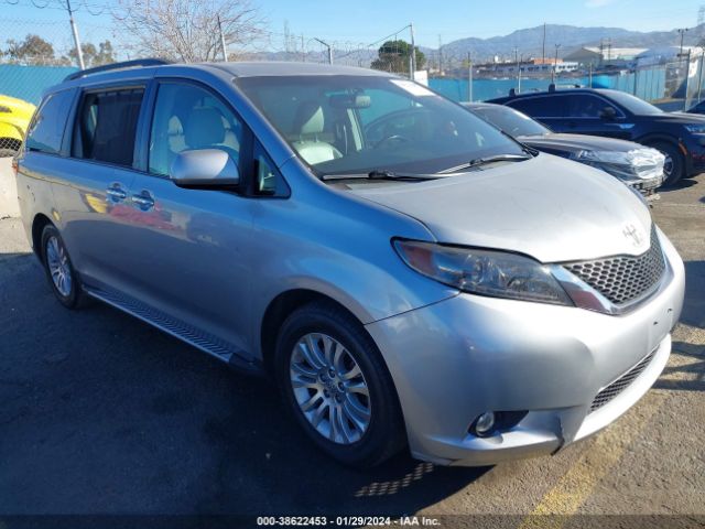 TOYOTA SIENNA 2015 5tdyk3dcxfs541873