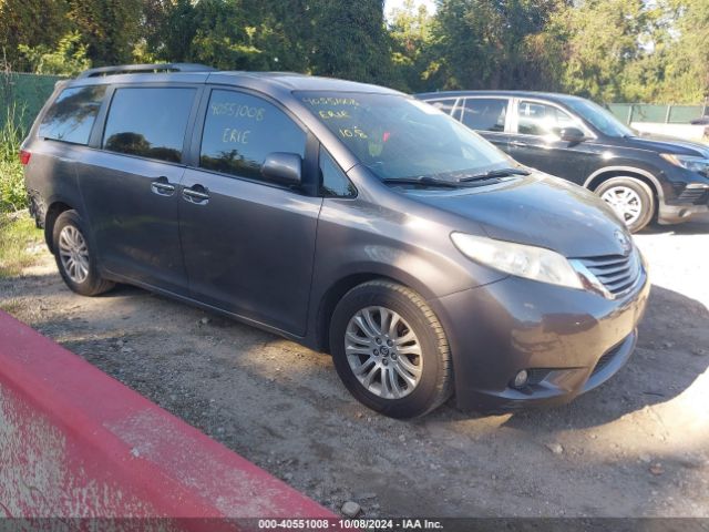 TOYOTA SIENNA 2015 5tdyk3dcxfs551710